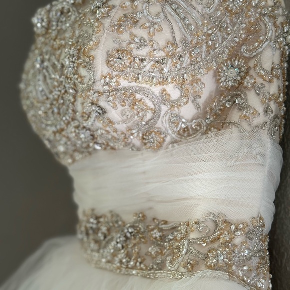 Casablanca Bridal Gown - Picture 10 of 16